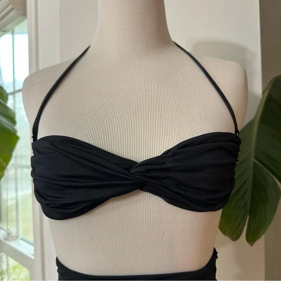 Melissa Odabash
Lyon Black High Waist Bandeau Bikini set - Picture 7 of 7